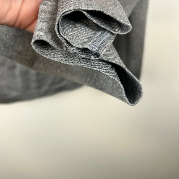 Lululemon Metal Vent tech Long Sleeve Shirt mens medium grey activewear gym - Picture 6 of 9